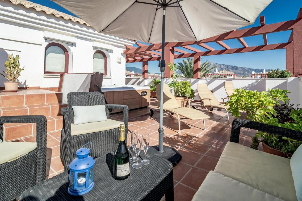 Seaside 3 Bedroom Penthouse Next To The In San Pedro Apartamento