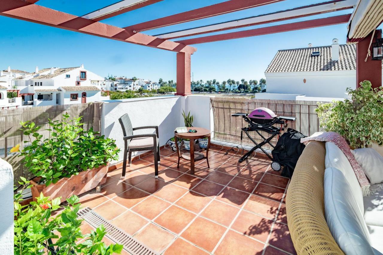Seaside 3 Bedroom Penthouse Next To The In San Pedro Apartment